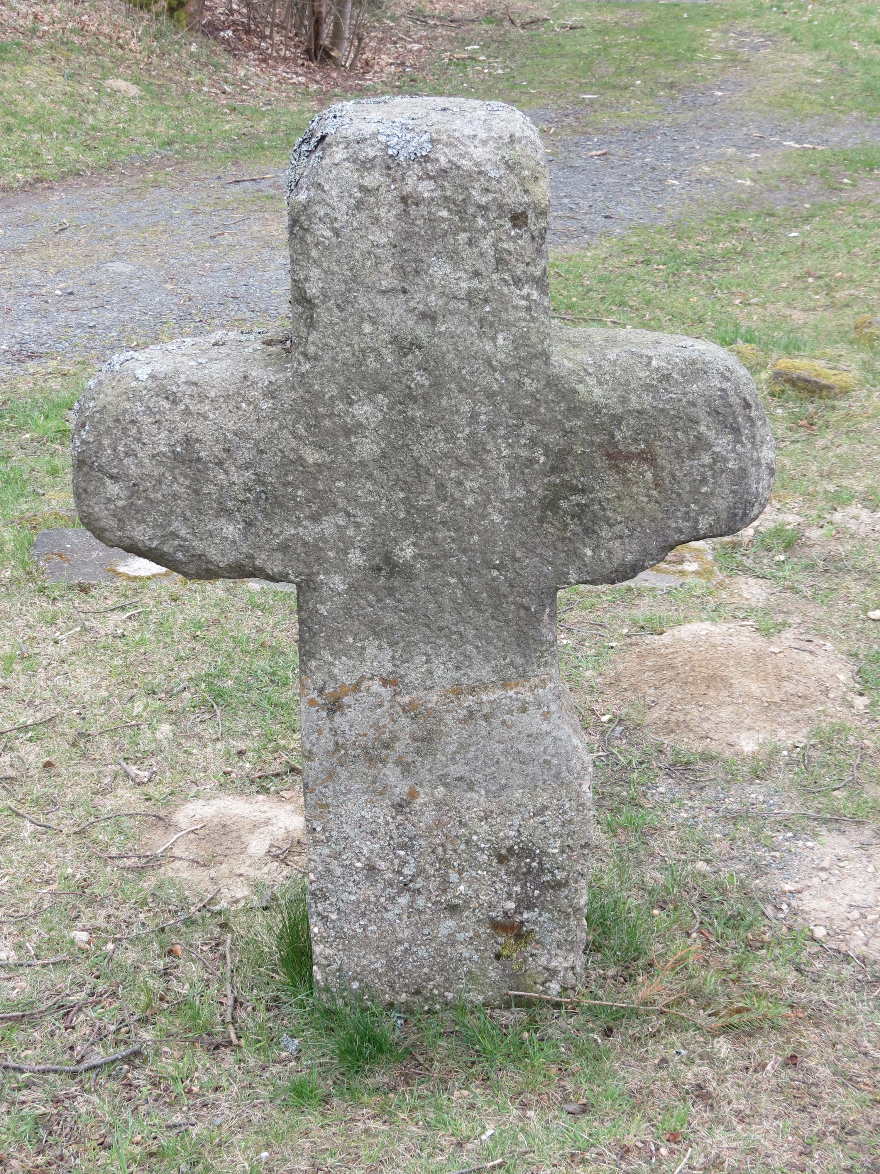 das Steinkreuz oberhalb von Oberbrambach