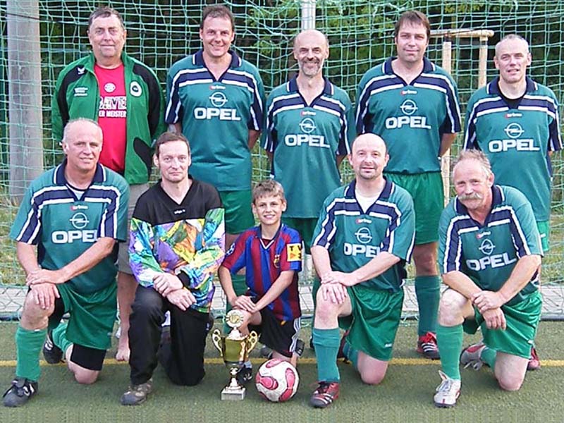 Stadtpokalsieger 2008 der Senioren Ü 40 wurde Radebeul.