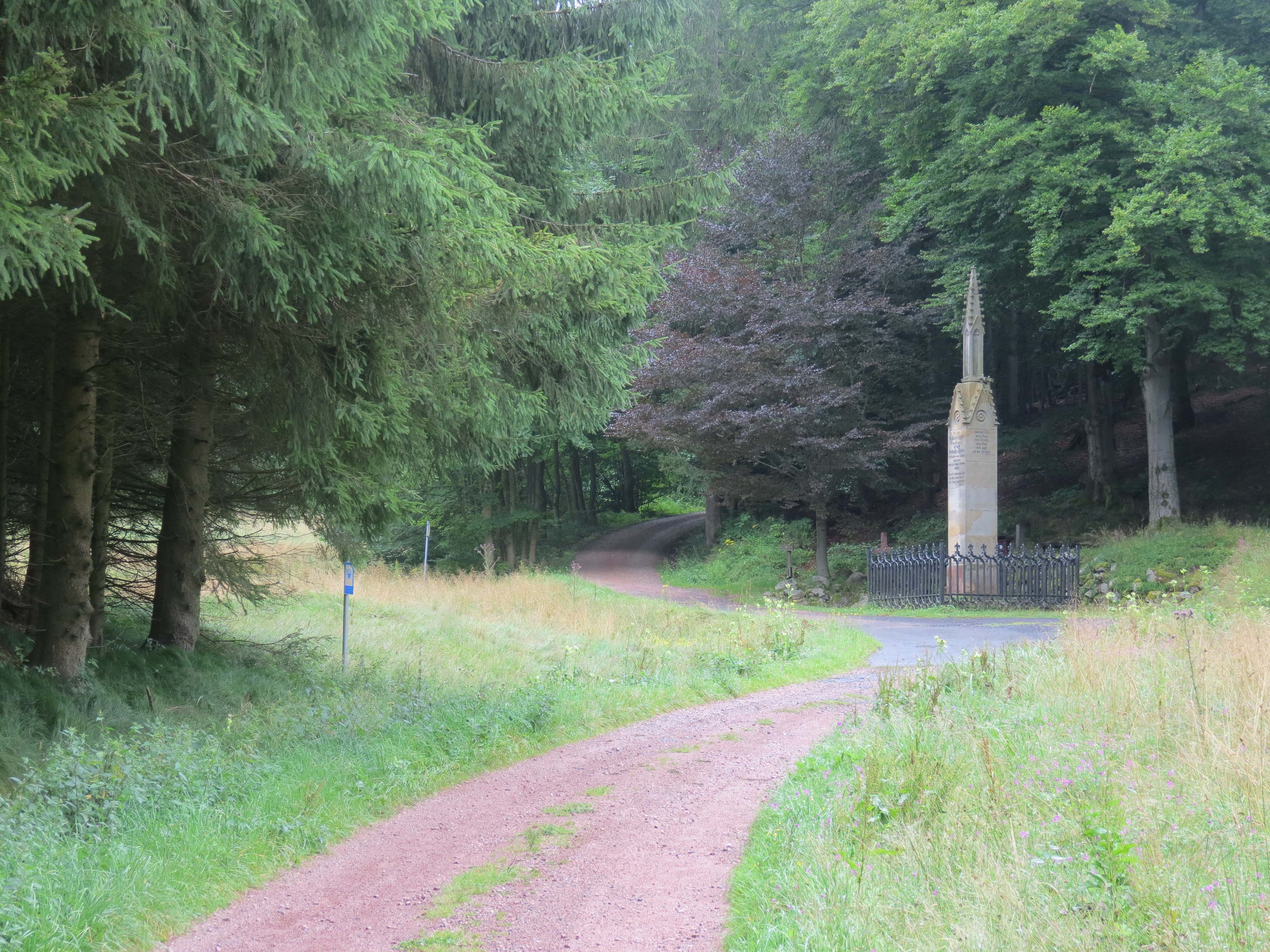 Gedenksäule am Ort der Entführung von Martin Luther