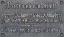 Gedenkstein am Geburtshaus von Ferdinand von Schill (Text)