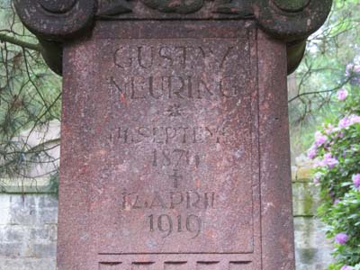 Inschrift auf dem Grabstein auf dem Tolkewitzer Friedhof