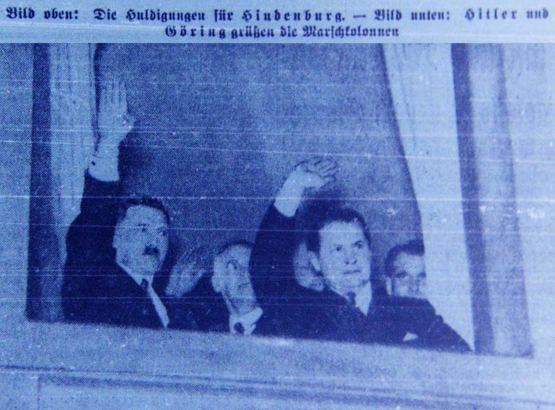 Foto Hitler in der ´Dresdner Anzeiger´ vom 1.2.1933