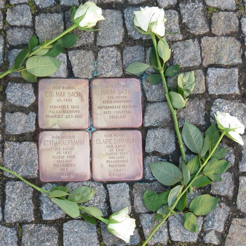 Stolperstein vor der Hans-Sachs-Straße 2 in Dresden-Briesnitz