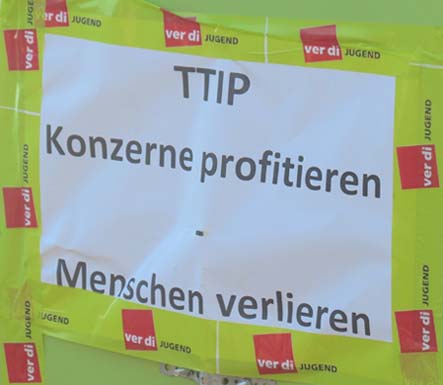 TTIP: Konzerne profitieren, Menschen verlieren