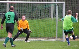 Tor für Mickten/Rossendorf gegen VfB 90 - Teil 1