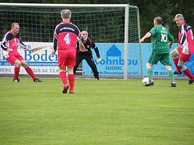 Rainer Adam vor dem Weixdorfer Tor.