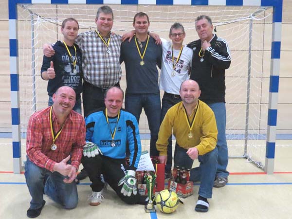 Radebeuler BC 08 ist Hallen-Stadtmeister 2015 der Altsenioren Ü 40