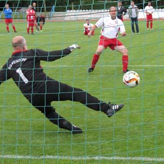 Roland Granwow schafft den 6:6-Ausgleich.