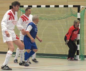 Frank Glöckner, Laszlo Toth, ... und Rolando Henke (Großröhrsdorf - Radeberg 0:0)