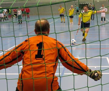 Die Dresdner Stadtauswahl besiegte im Halbfinale Luckau im 7-m-Schießen mit 2:1.