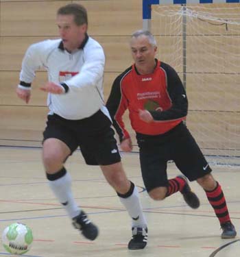 Jörg Kirchner und Viktor Plamenow im Spiel Borea - Rotation (0:0)
