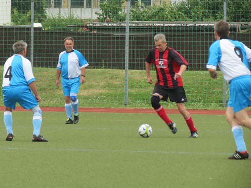 SV Mitte - Löbtau (0:0): ...