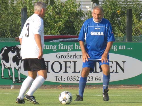 Radeberger SV - Coswiger FV (5:0): Andreas Herrmann und ...