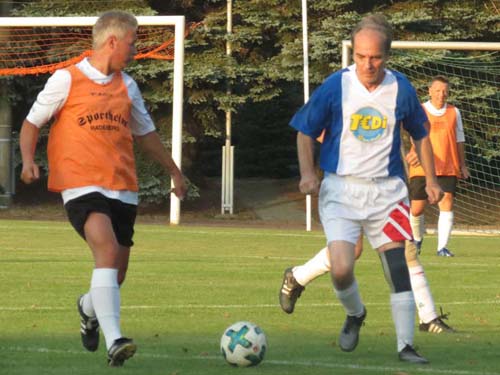 Einheit Radeberg - Radeberger SV (0:0): ..., Dietmar von Dombrowski