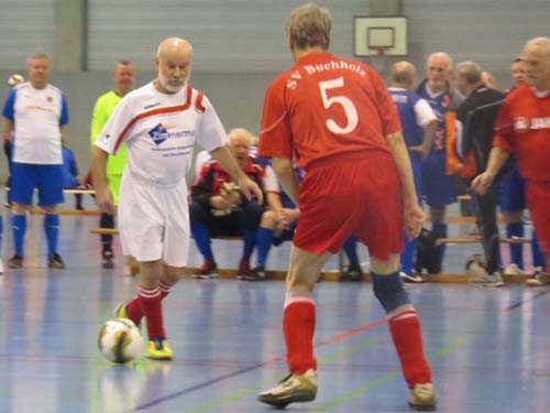 aus dem Spiel SV Buchholz Berlin - FSV Rot-Weiß Luckau (2:0) - Bild 1