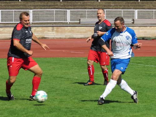 Frank Seifert erzielt den 1:1-Ausgleich