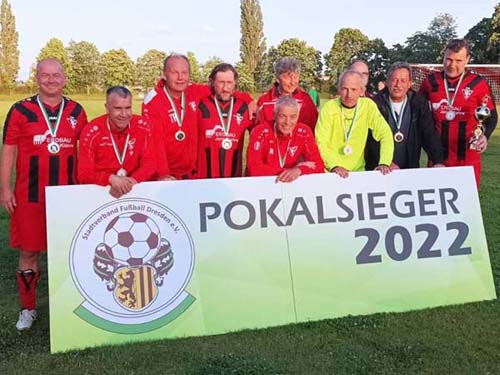 die Striesener wurden Pokalsieger der Altsenioren Ü 50 in der Saison 2021/2022