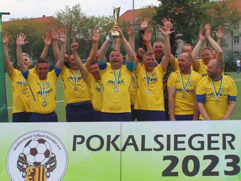 Pokalsieger 2023 der Ü 40: SV Helios 24 Dresden - Bild 1